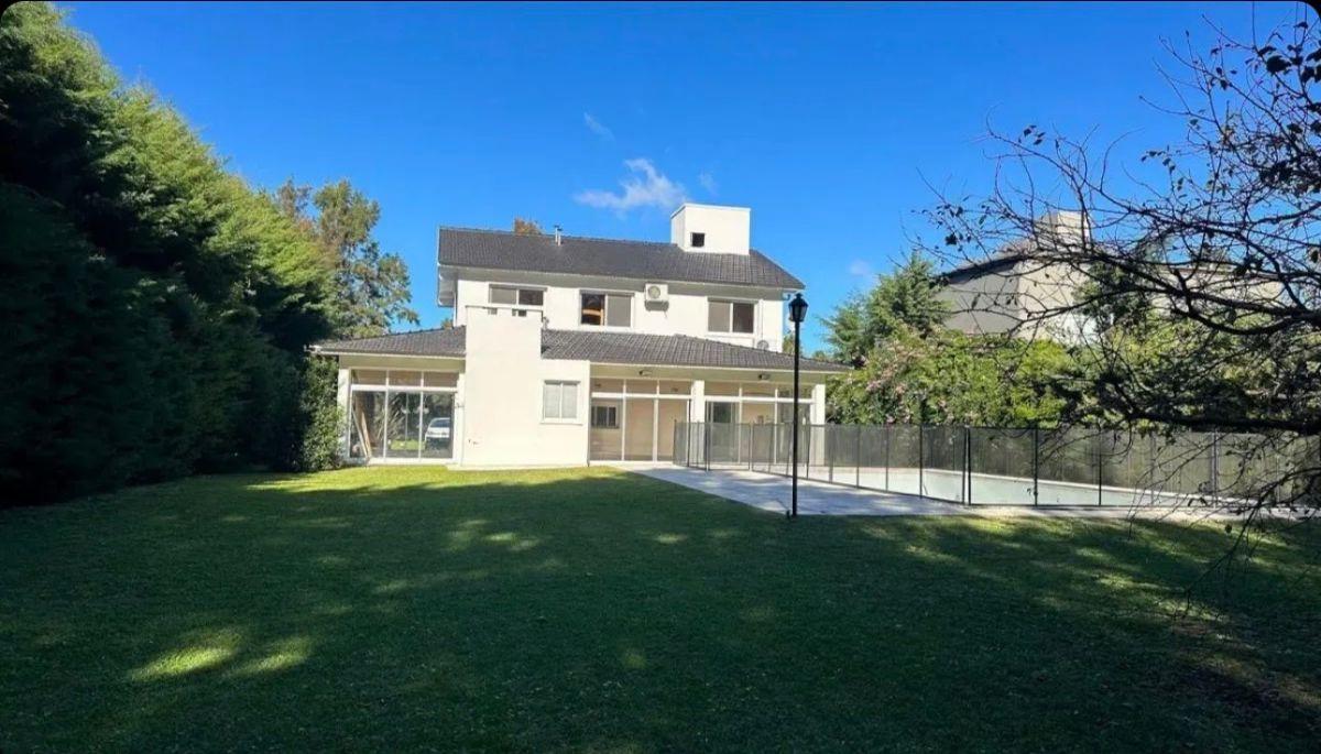 Foto de Casa en venta 6 ambientes en El Lauquen Canning, imagen 4