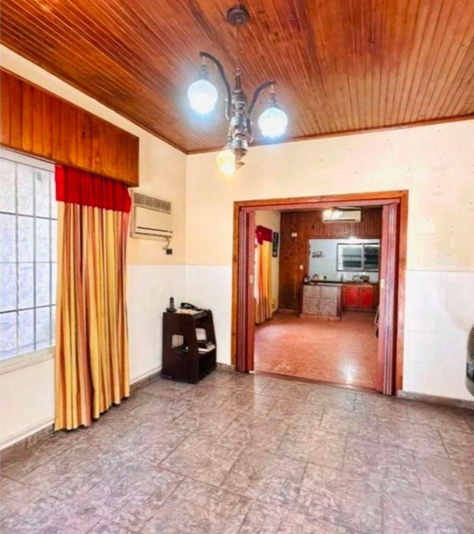 Foto de Casa en venta en Ezeiza con parque, imagen 5