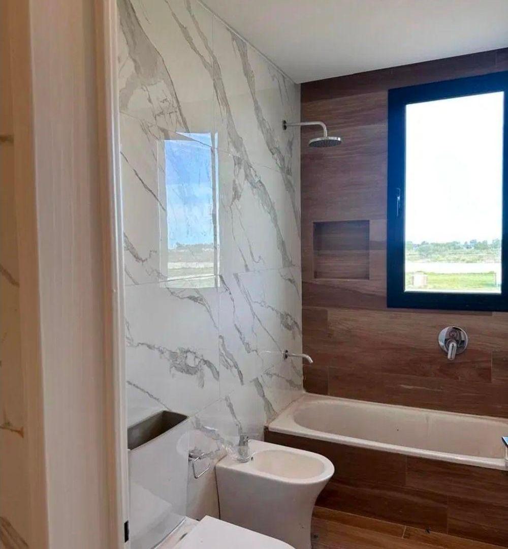 Foto de CASA DE 6 AMBIENTES CON PILETA EN SAINT THOMAS CHICO, imagen 5