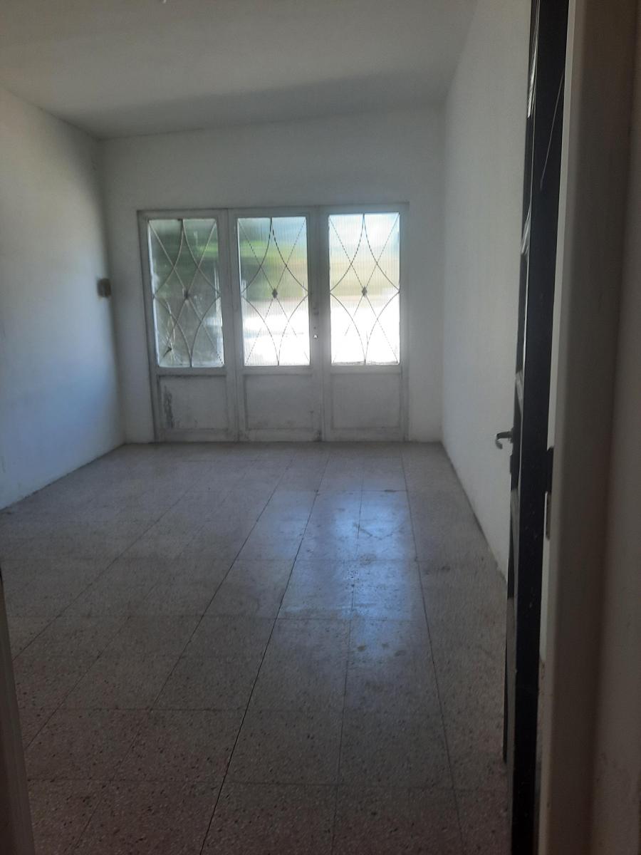 Foto de CASA 2 DORMITORIOS, COCHERAS, QUINCHO, PATIO JARDIN PÉREZ, imagen 2