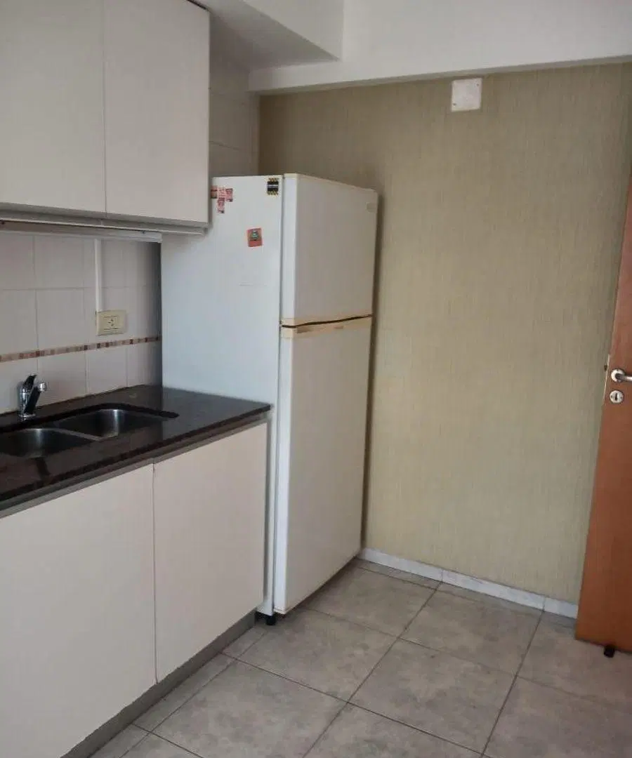 SEMIPISO 2 DORMITORIOS CON BALCÓN, CENTRO DE ROSARIO, ZONA RIO 2