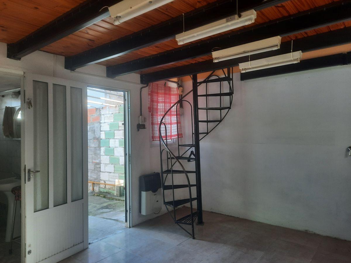Foto de Casa de pasillo ùnica 1 dormitorio patio España 800 Pèrez, imagen 5