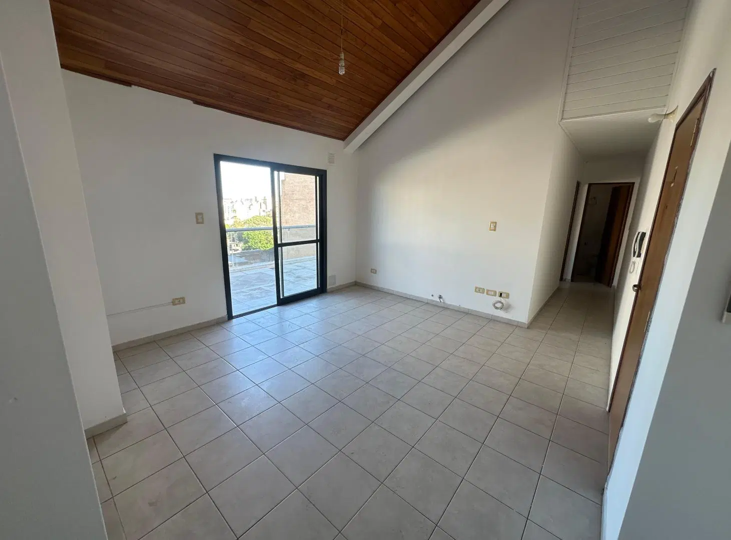 VENTA - 1 dormitorio con Terraza Espectacular vistas únicas - Alta Cordoba. 3