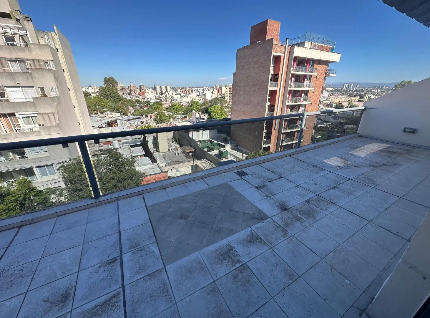 VENTA - 1 dormitorio con Terraza Espectacular vistas únicas - Alta Cordoba. 5