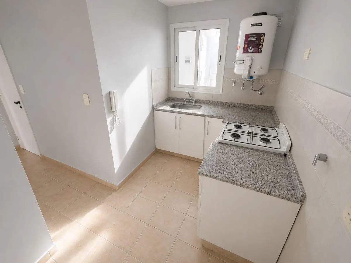 Nueva Cordoba (mejor Zona)-Alquiler - 1 dormitorio. 4