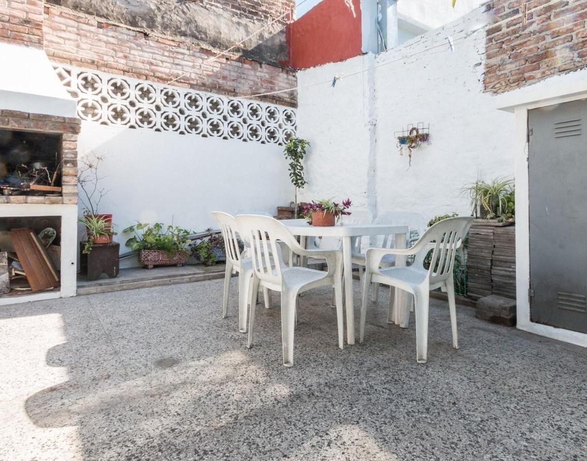 PH Interno Amplio con 2 Patios 4