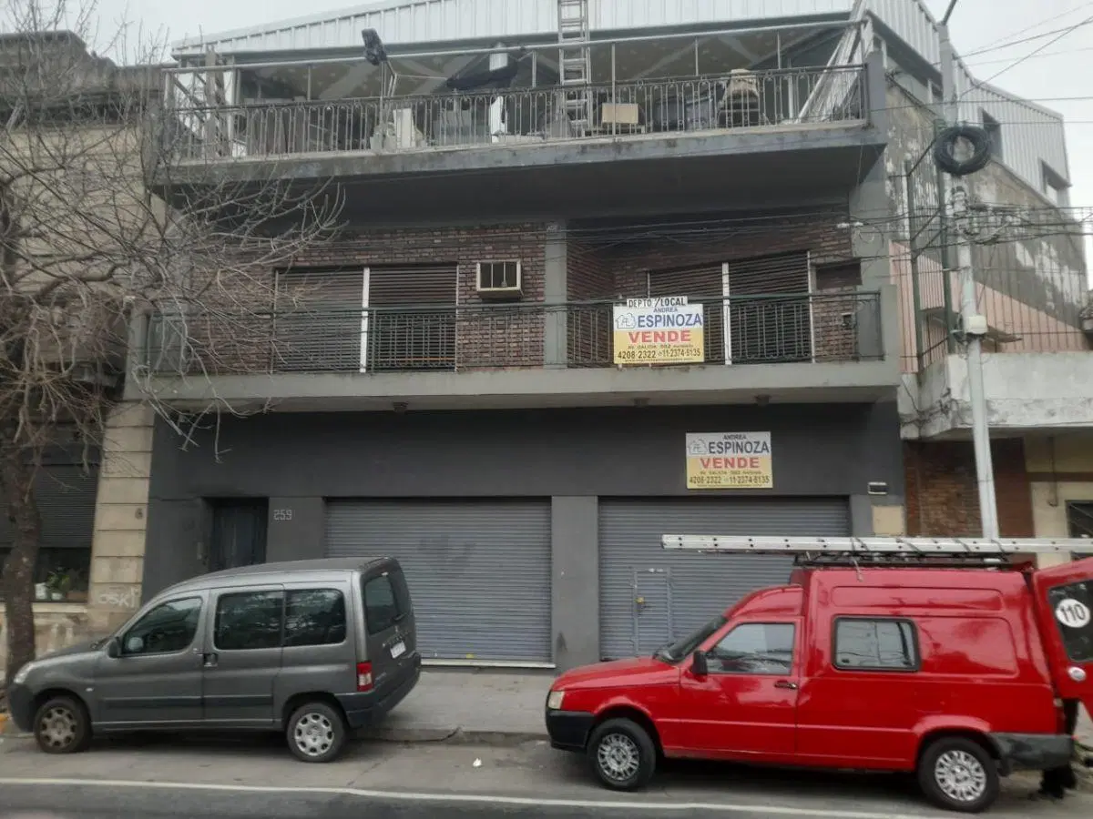 Departamento De 4 Ambientes Con Balcón Corrido Y Cochera Ó Local En Piñeyro 3