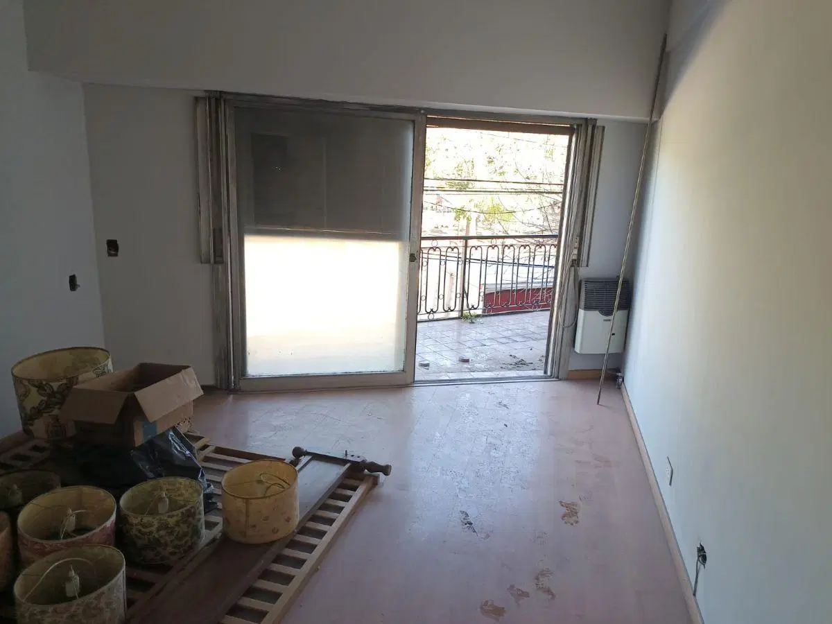 Departamento De 4 Ambientes Con Balcón Corrido Y Cochera Ó Local En Piñeyro 5