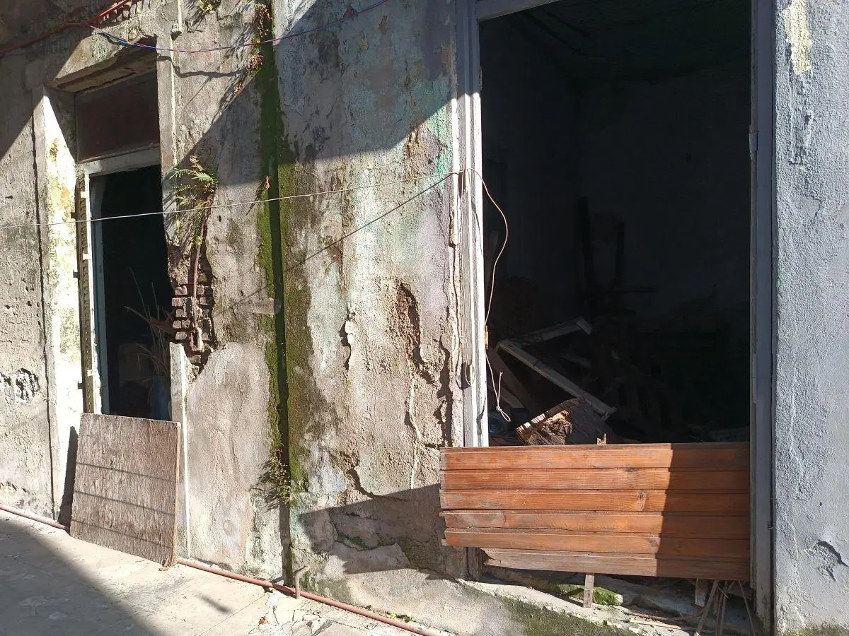 Galpón Al Fondo Con Vivienda A Reciclar 4