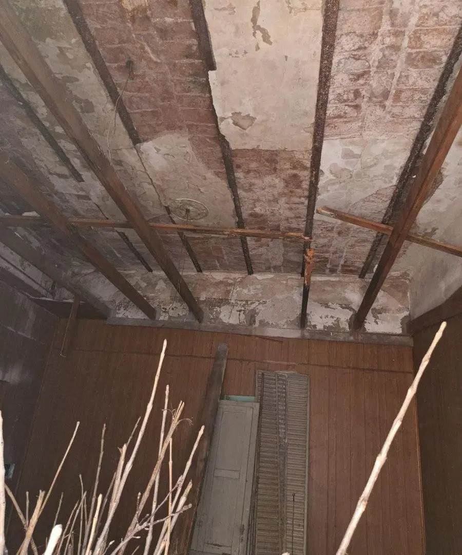 Galpón Al Fondo Con Vivienda A Reciclar 3