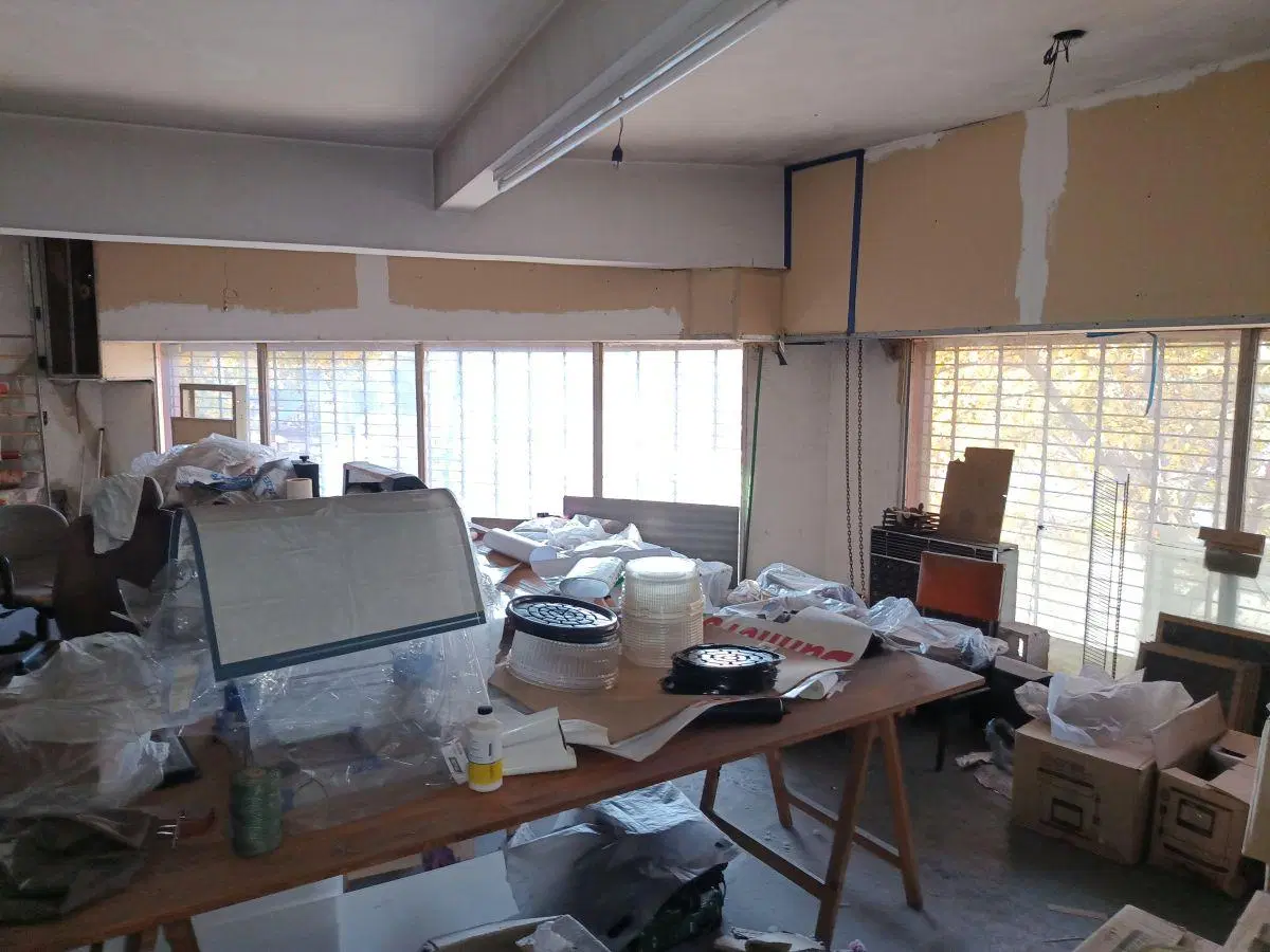 Local Con Vivienda 8