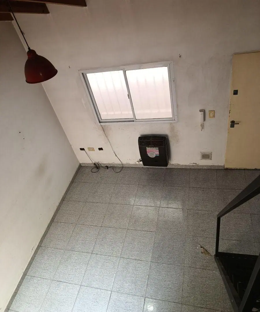Ph interno sin expensas sobre Av. Galicia 5
