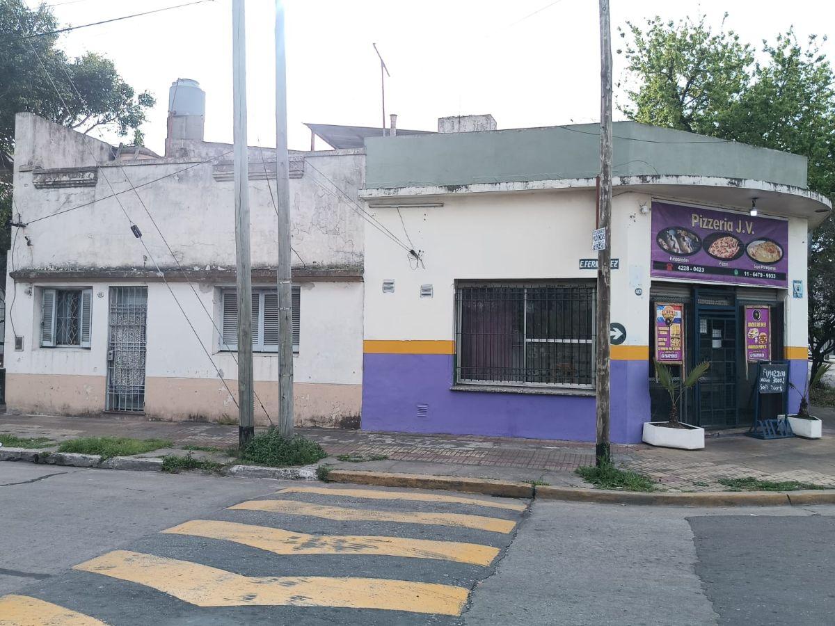 Foto de Casa Con Local En Esquina, imagen 3