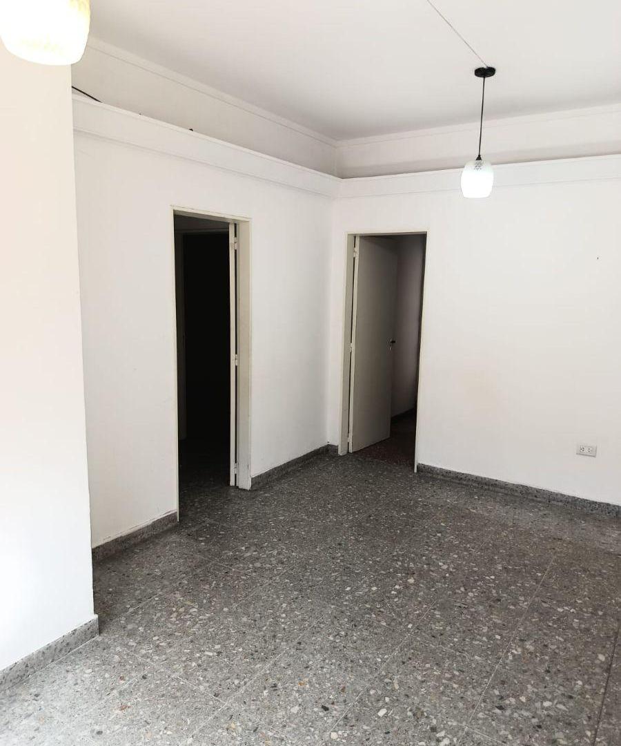 Foto de Departamento planta baja frente 3 ambientes con patio, imagen 3