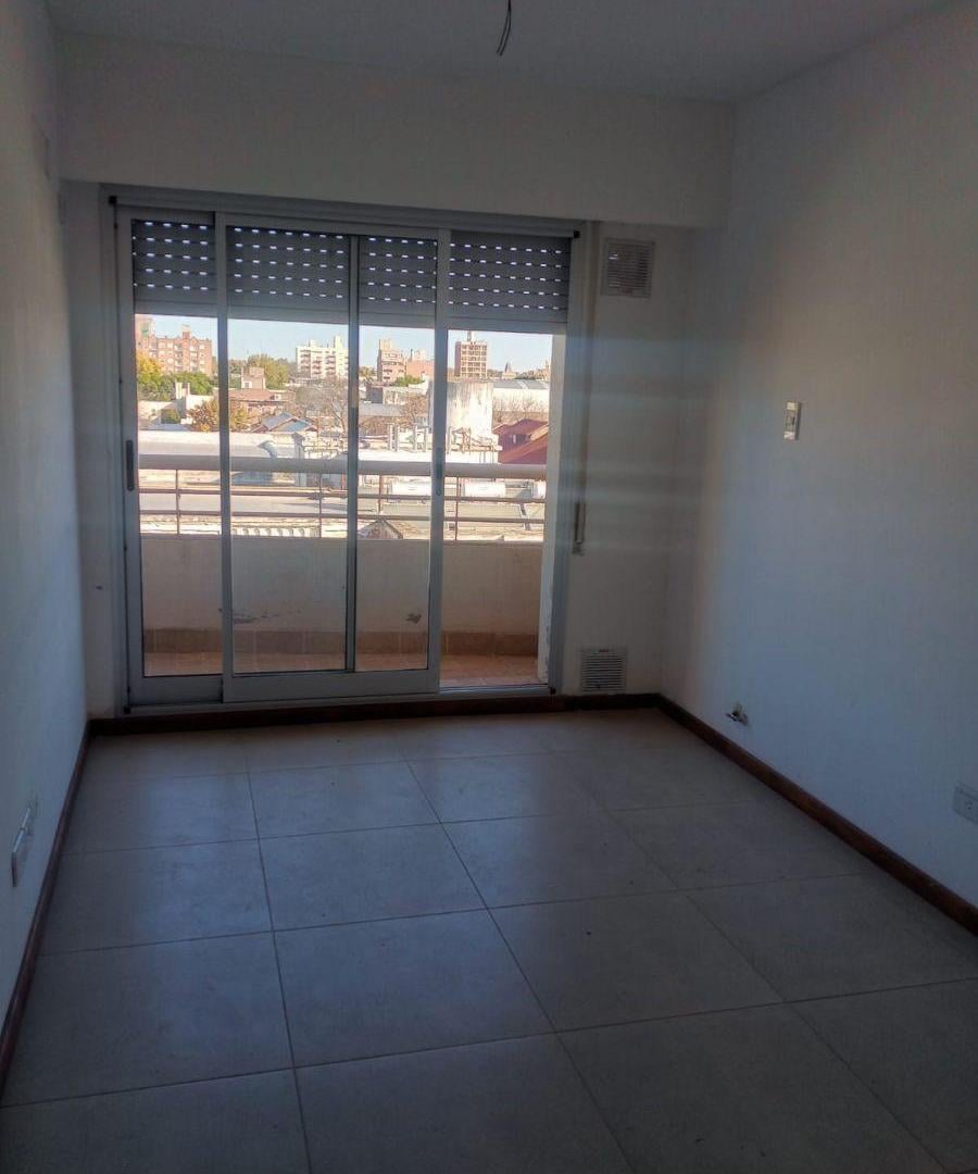 Alquilo departamento de 1 dormitorio en Rosario.