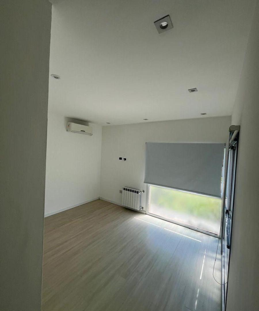 Foto de Se vende casa en Barrio San Sebastían, Funes., imagen 4