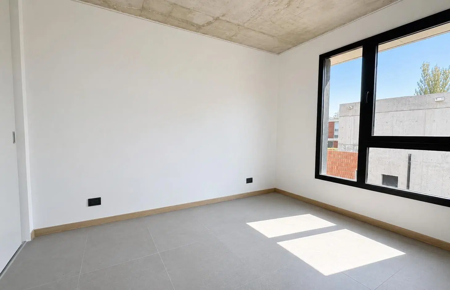Casa Minimalista en Alquiler, Udaondo 1900- Cohiues II 5
