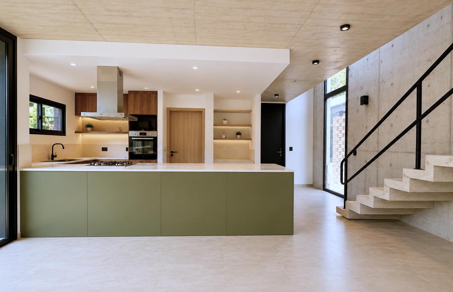 Foto de Casa Minimalista en Venta, Coihues II - Udaondo, imagen 1