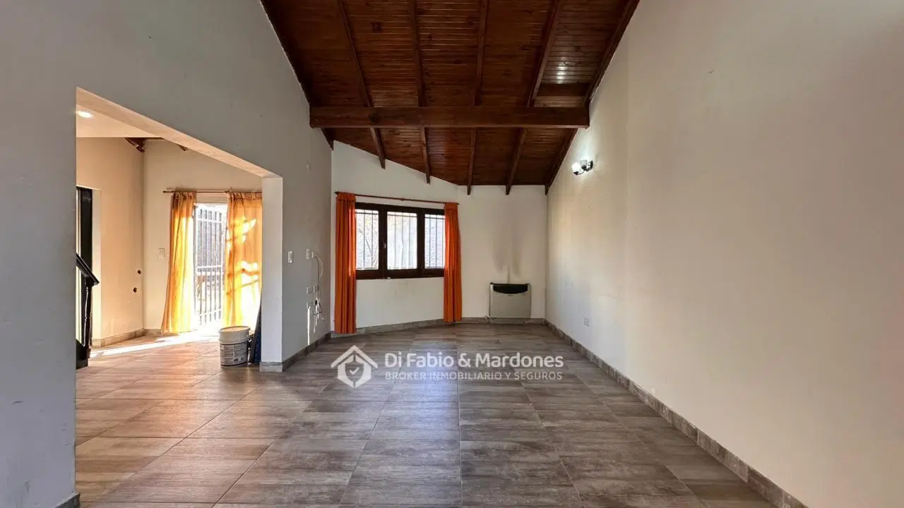 Plottier ! Oportunidad alquiler 3 dorm 5