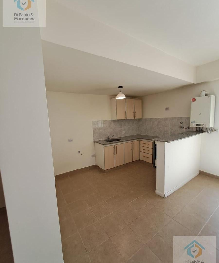 Foto de Alquiler Departamento 1 Dorm Zona Centro Sur, imagen 4