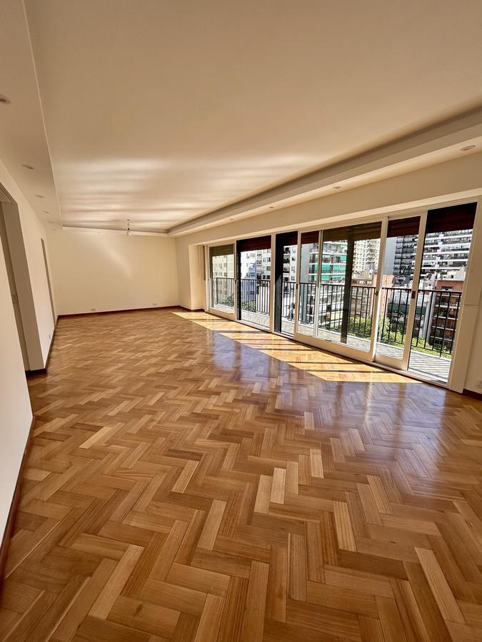 Piso en Torre de Categoría - Belgrano 5