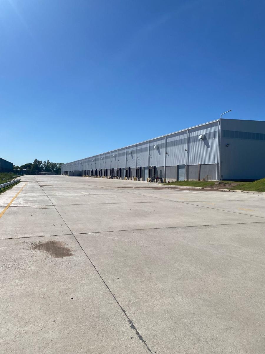 Nave Industrial de 33.200 m² en Predio Cerrado, Pacheco. 1