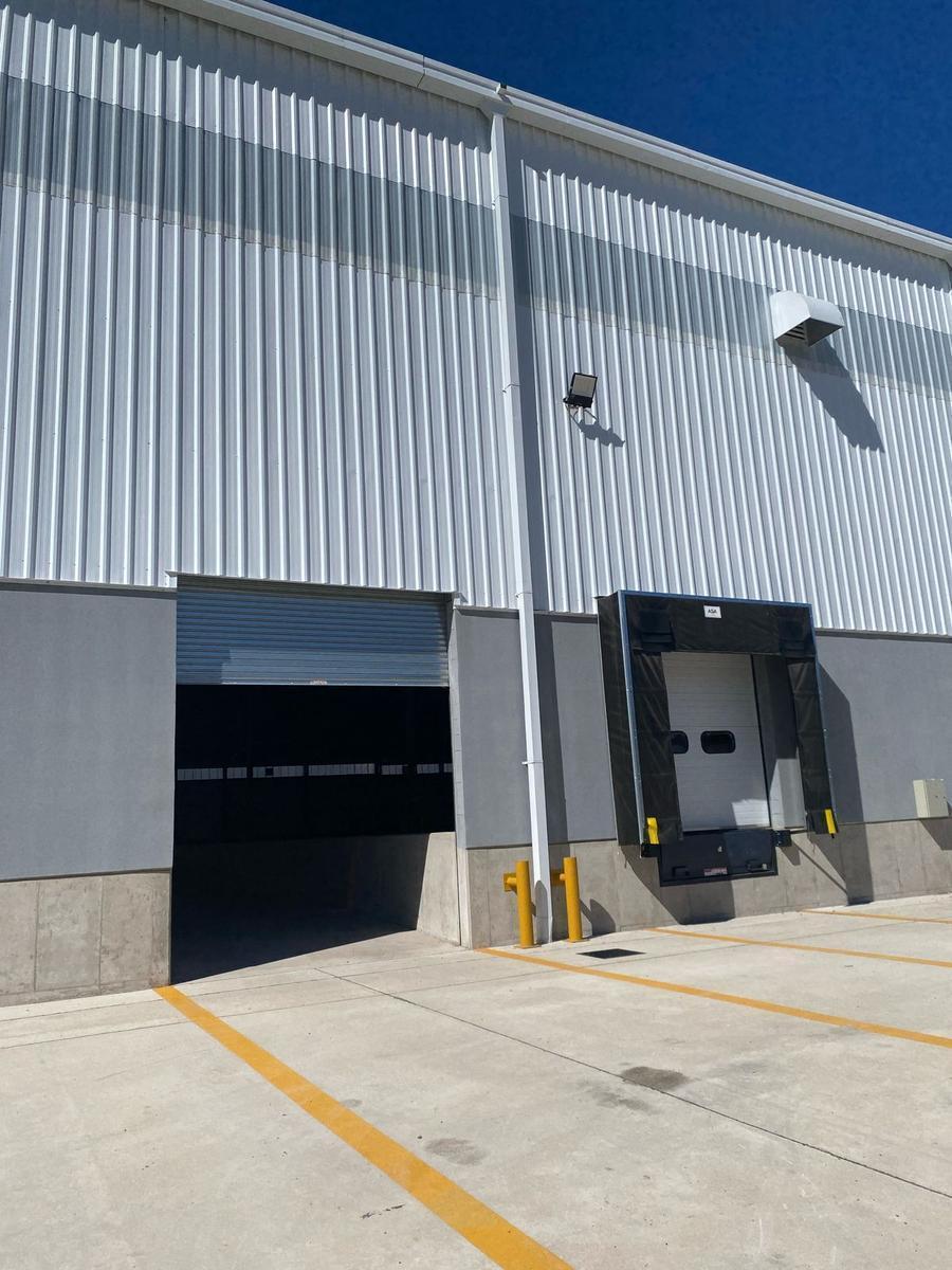 Nave Industrial de 12.160 m² en Predio Cerrado, Pacheco. 2