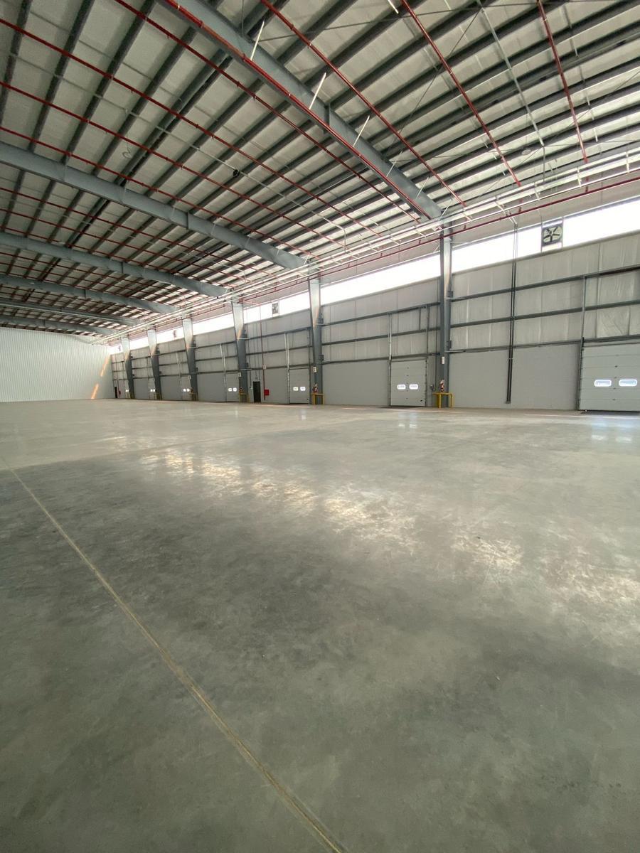 Nave Industrial de 12.160 m² en Predio Cerrado, Pacheco. 4