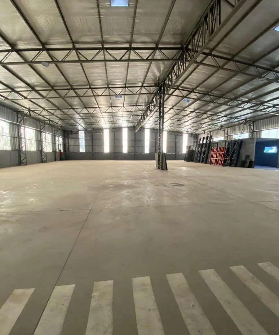 Alquiler de depósito en Polo industrial Ezeiza de 1.300m2 3