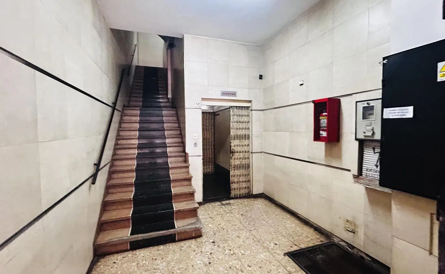Venta o alquiler de deposito oficina en Villa Crespo 3