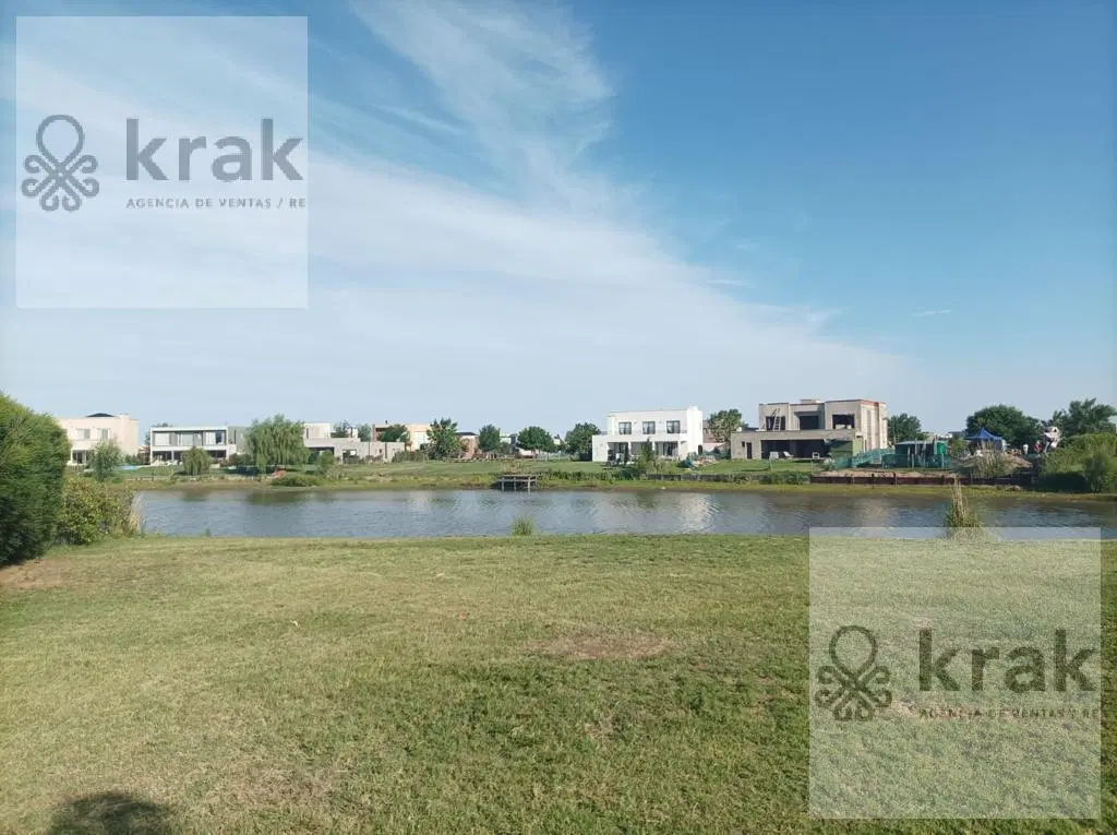 Venta excelente Lote con salida a la Laguna- El Canton - Islas Escobar (De los mejores lotes) 2