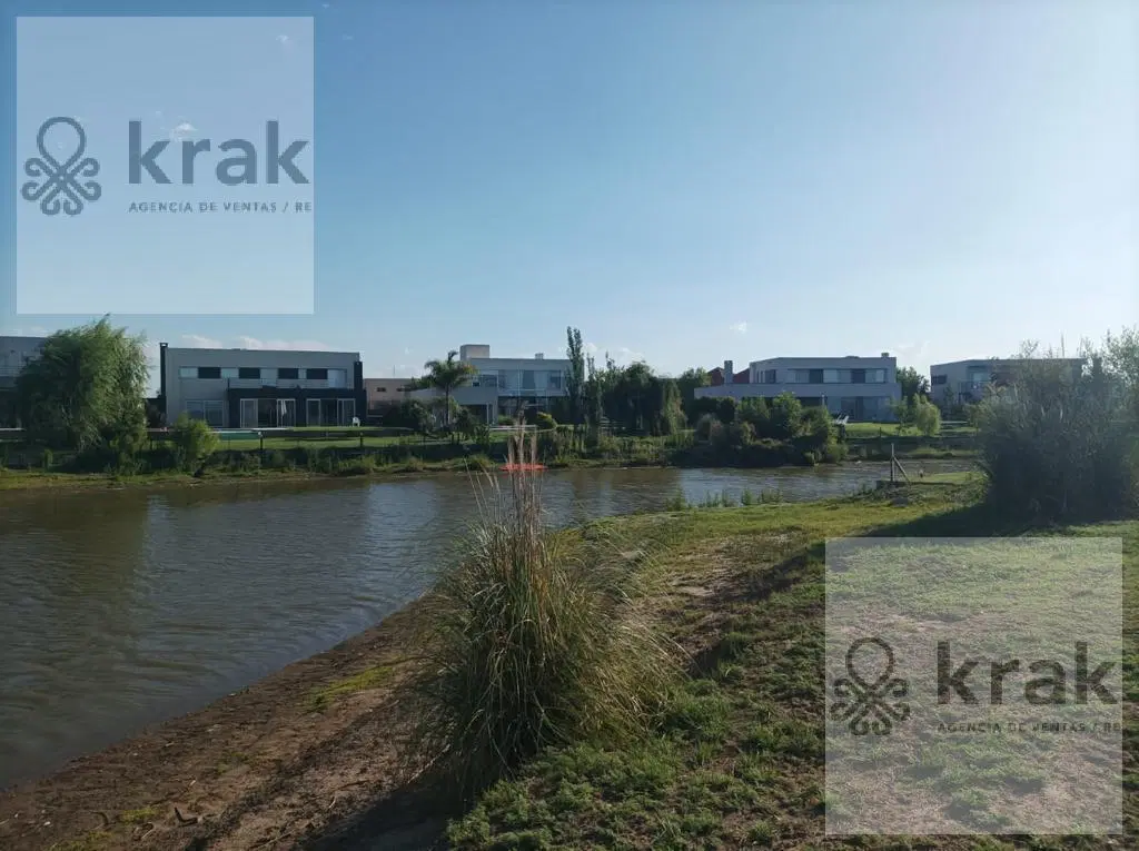 Venta excelente Lote con salida a la Laguna- El Canton - Islas Escobar (De los mejores lotes) 3