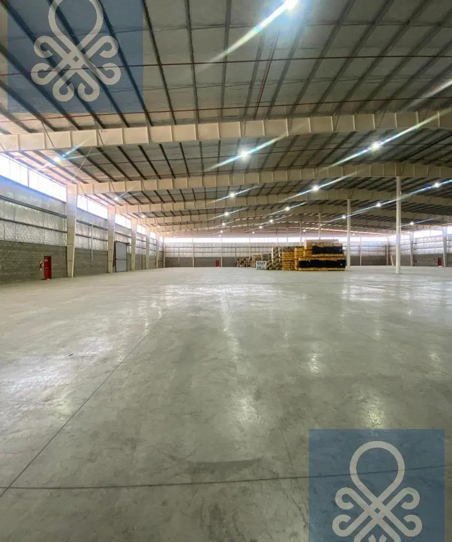 Nave industrial de 6.000 m2 en Polo Industrial Ezeiza 1