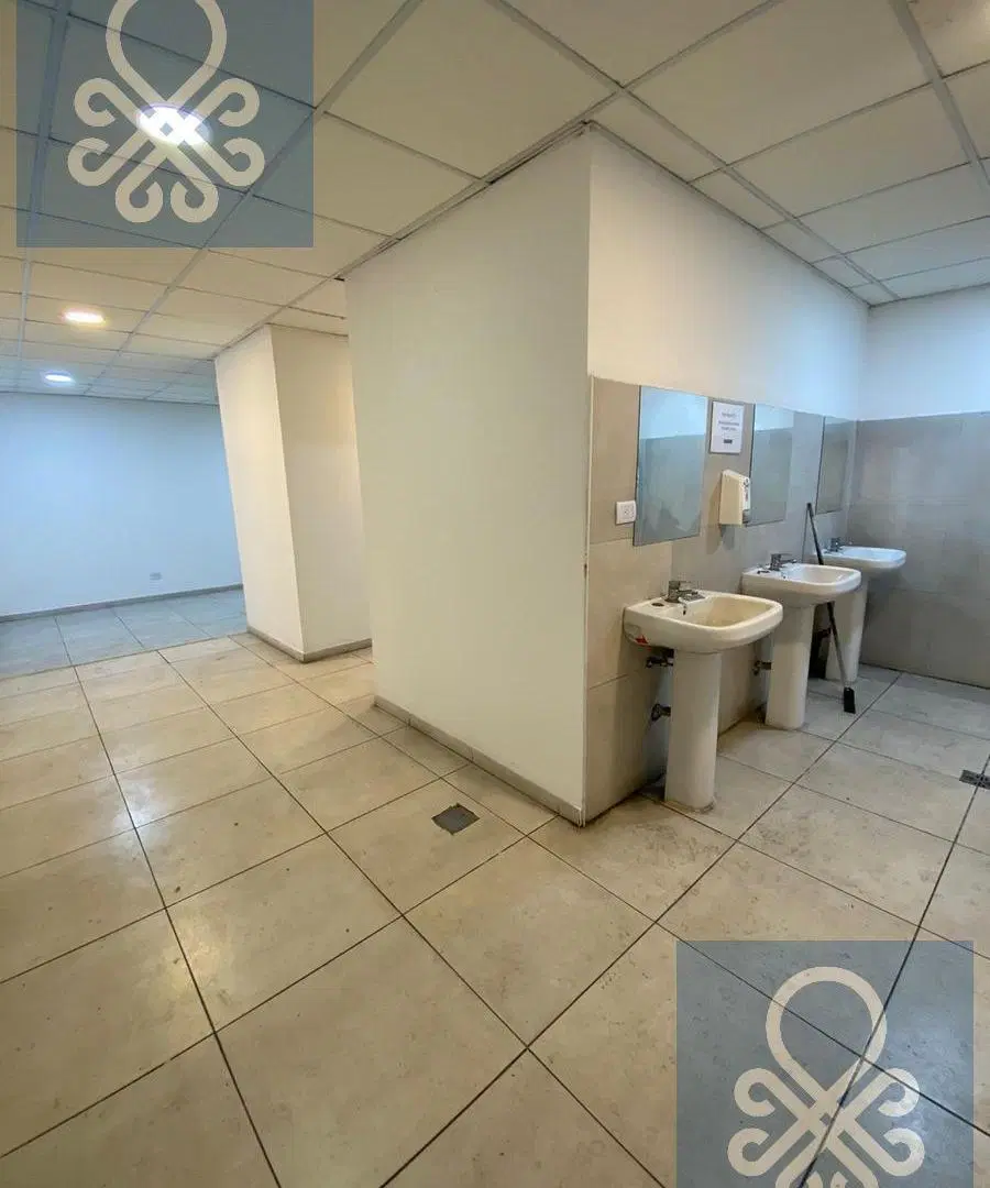 NAVE INDUSTRIAL DE 3.100 M2 EN ALQUILER EN PREDIO CERRADO GARIN 4