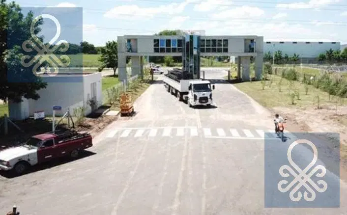 Venta Lote Oportunidad en moreno Parque industrial Polo 24 3
