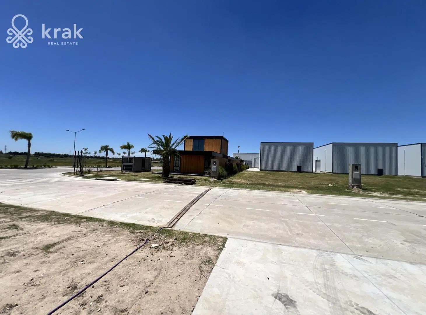 Depósito en alquiler a estrenar en Norlog  Benavidez 2