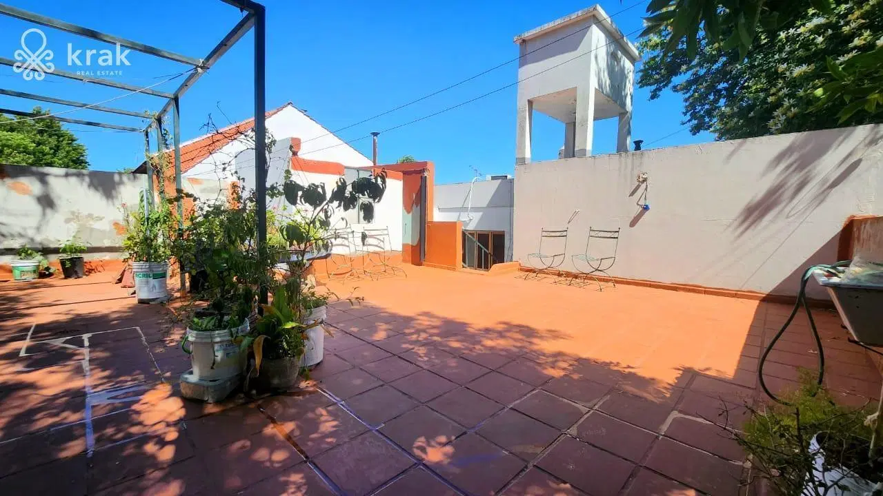 Venta casa 4 ambientes en Olivos - Apta Crédito. 2