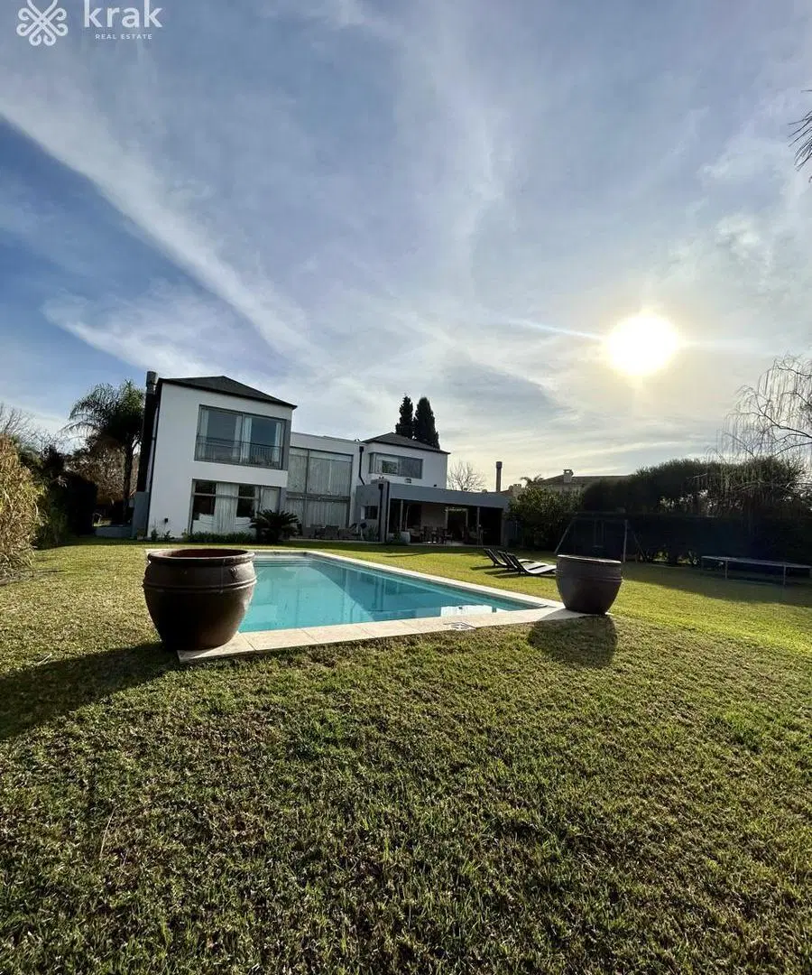 Casa en Pilar del Este, Los jazmines 4