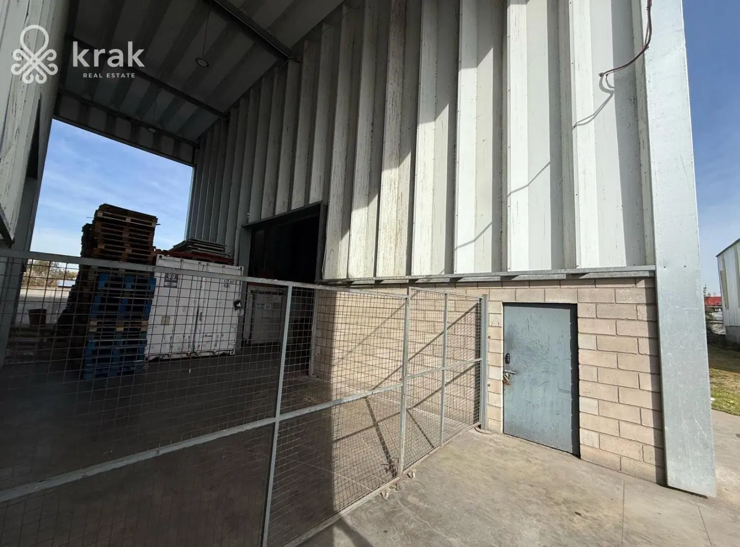 Depósito en alquiler de 1000 m2 con oficina en Parque Industrial EBAPI San Martin 1