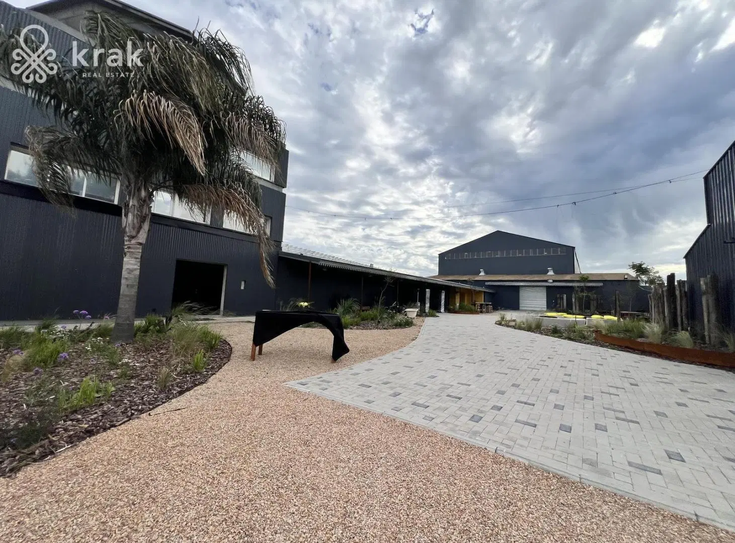 Depósito en Alquiler de 400m2 en Don Torcuato full Amenities 5
