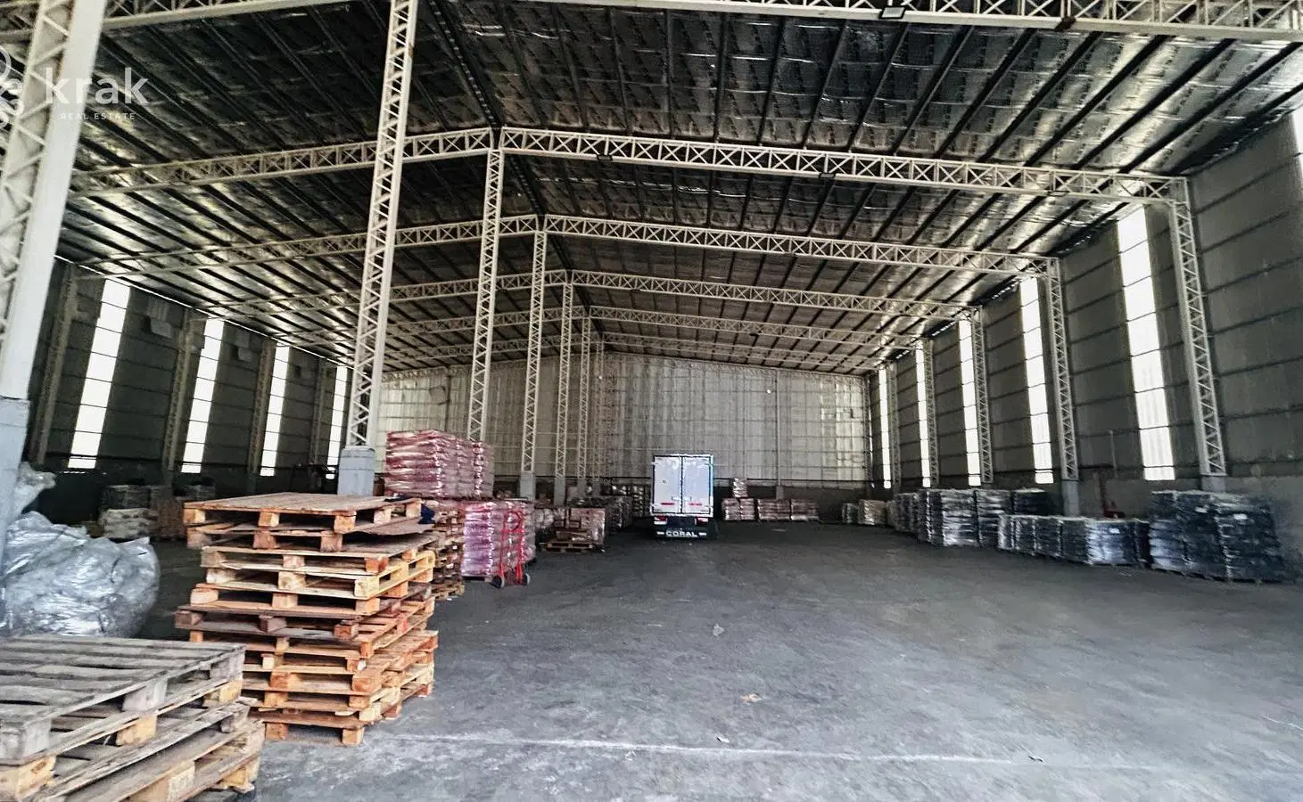 Depósito en alquiler de 1500m2 con oficina en Parque Industrial EBAPI San Martin 5