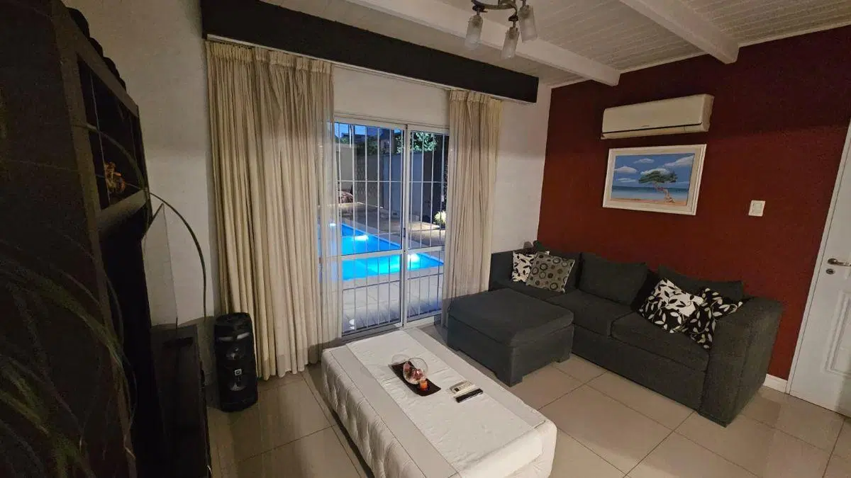 Casa con 300 m² de terreno y 2 dormitorios en venta en Escobar 2