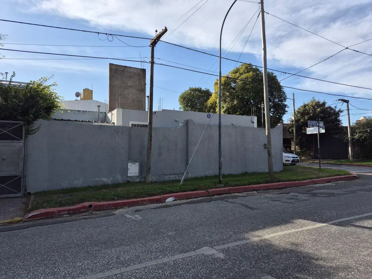 Casa con 300 m² de terreno y 2 dormitorios en venta en Escobar 5
