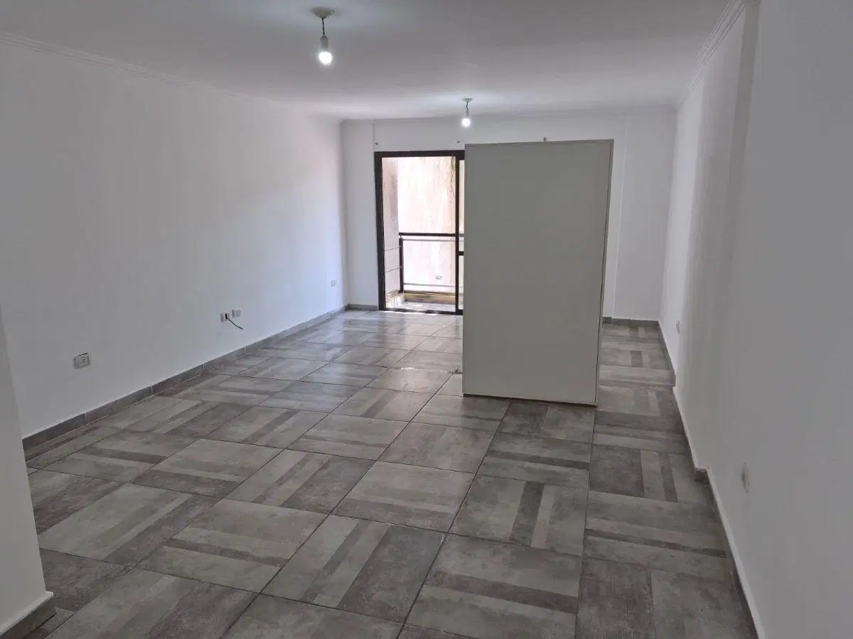 Departamento de 40 m² en alquiler en Alberdi 2