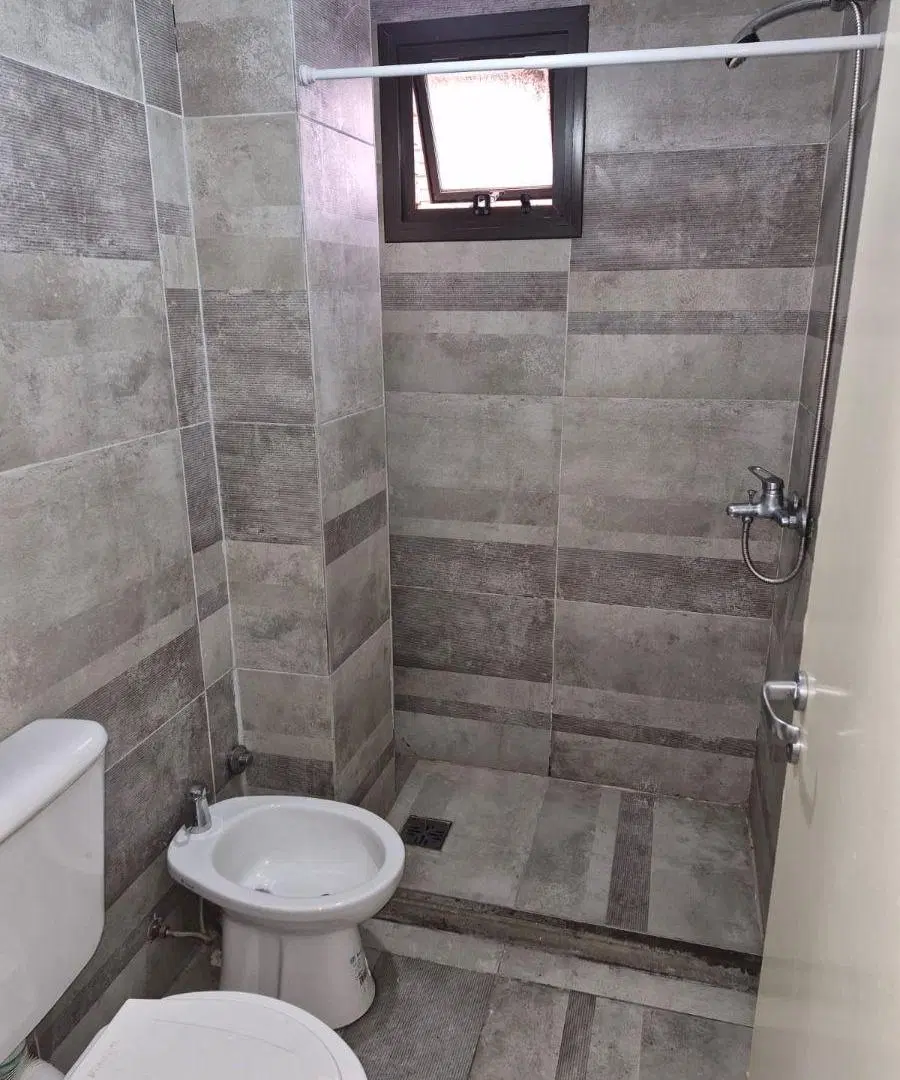 Departamento de 40 m² en alquiler en Alberdi 5