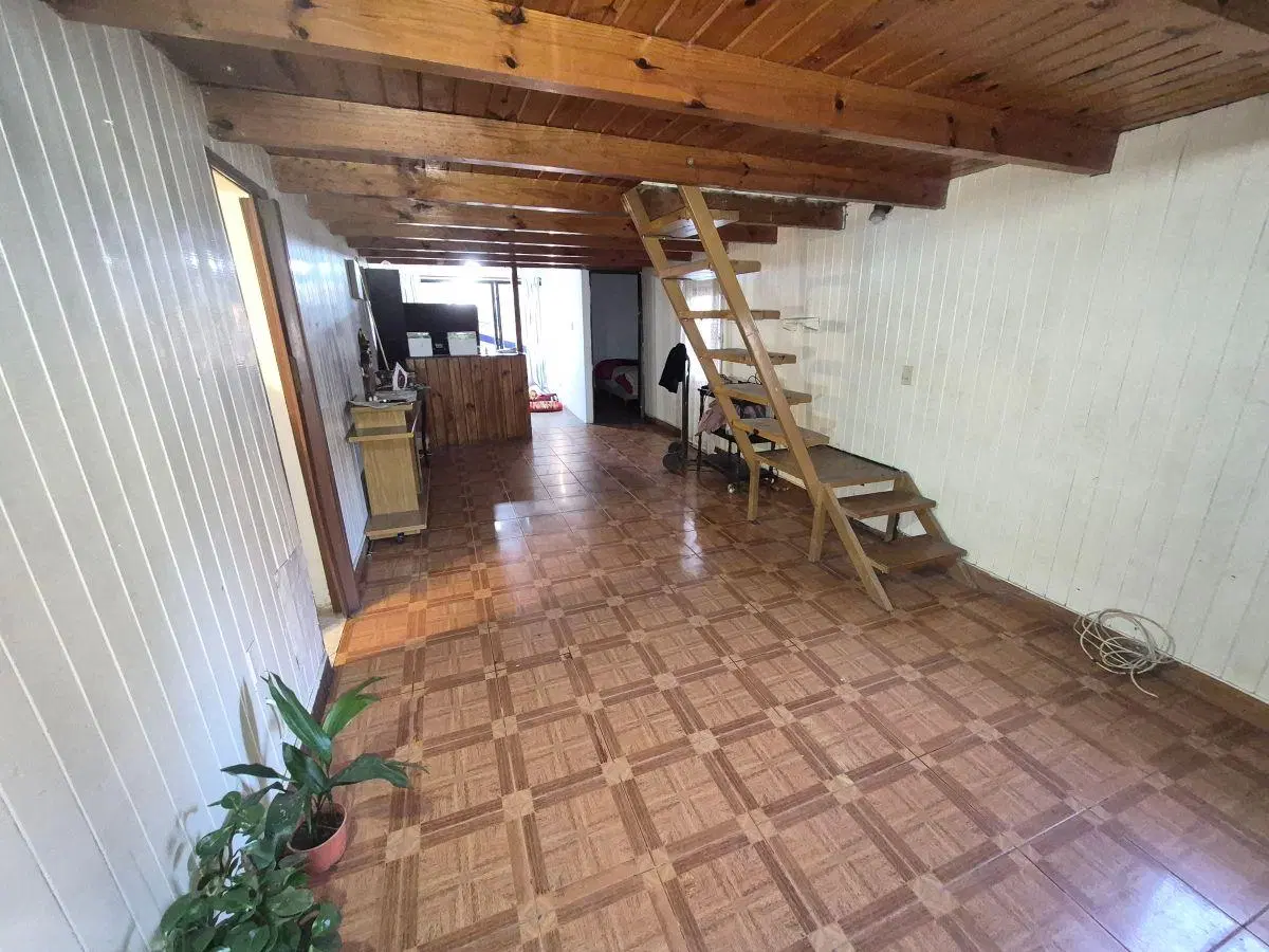 Casa de 2100 m² con 3 dormitorios en venta en Los Cedros 5