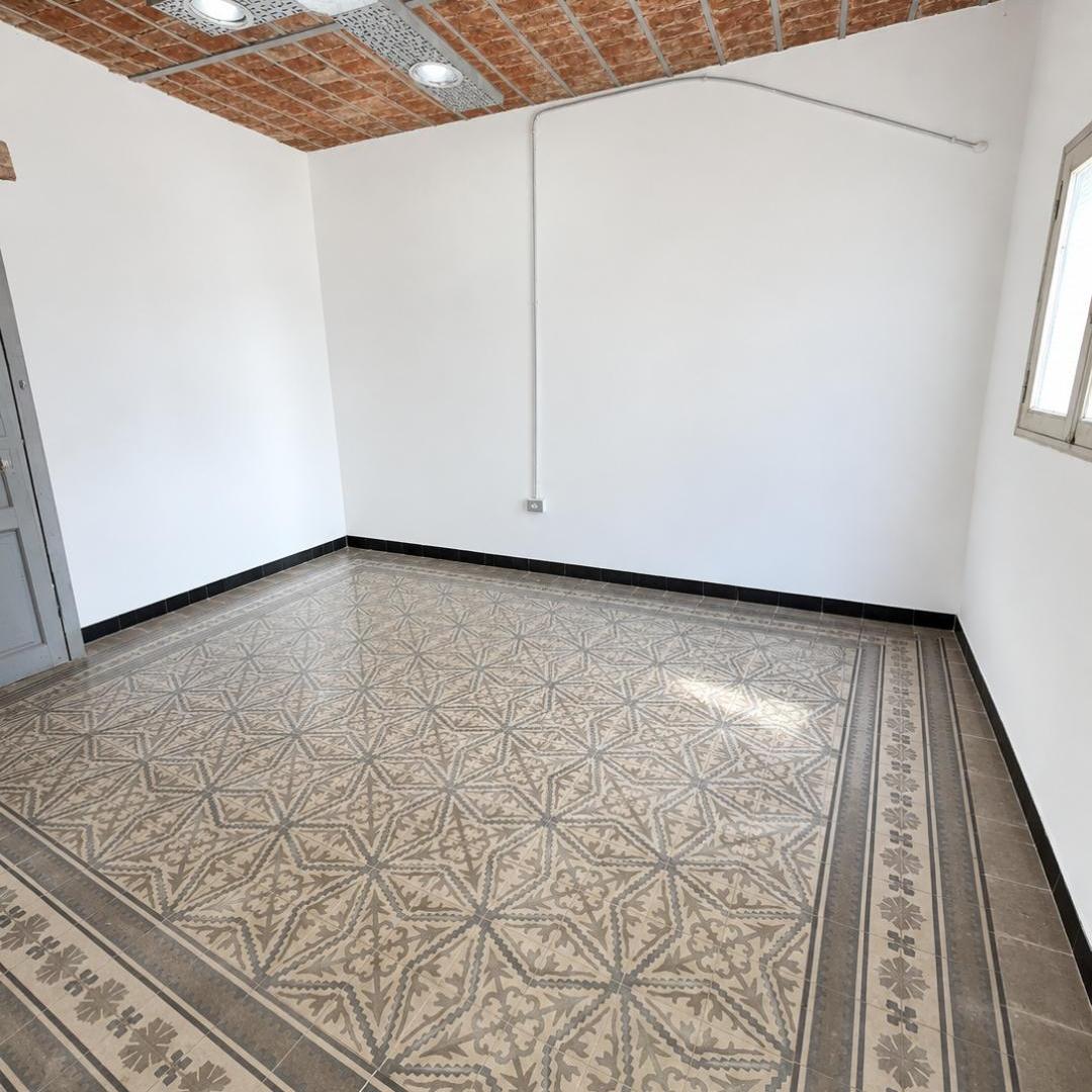 Foto de Departamento de 70 m² con 2 dormitorios en alquiler en Centro, imagen 3
