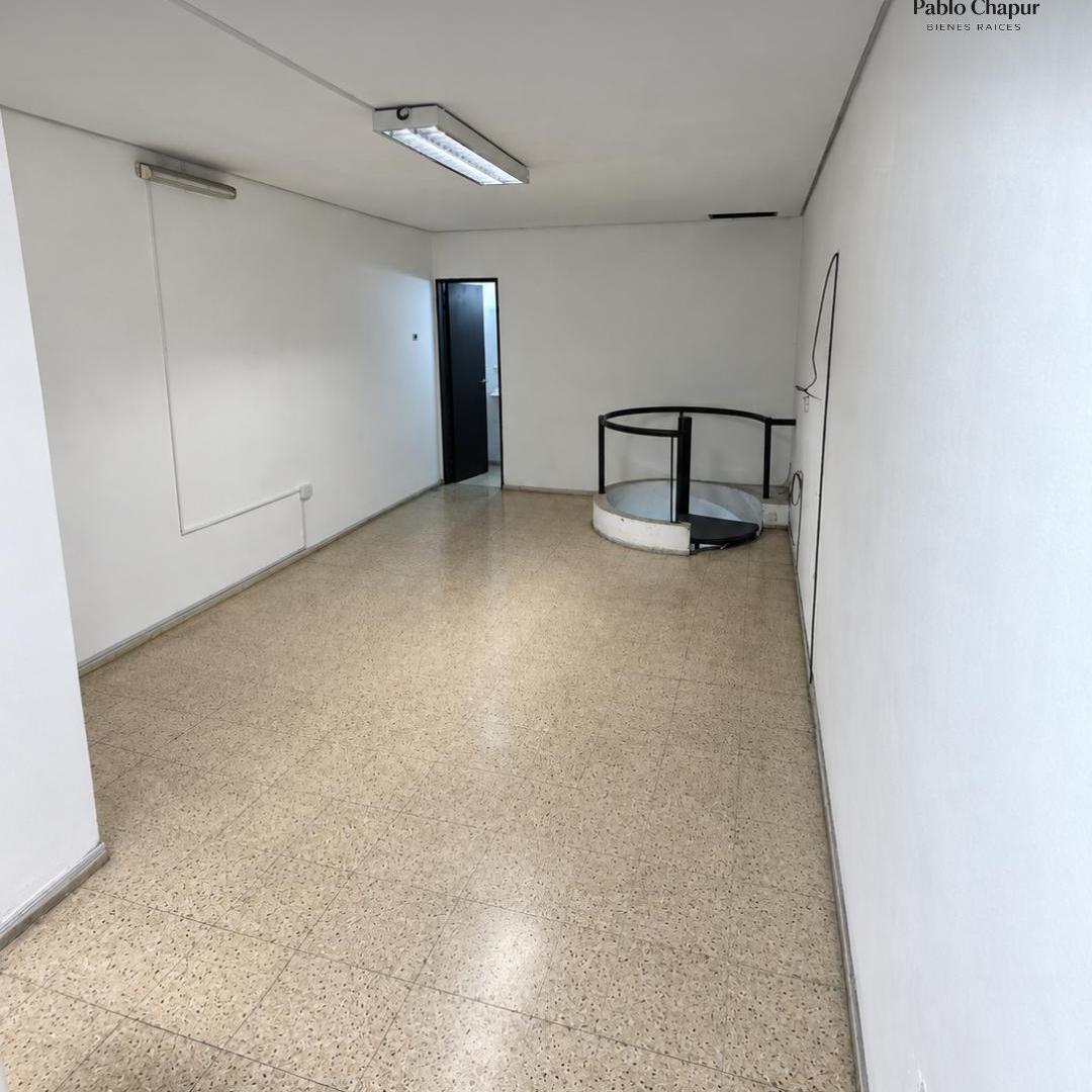 Foto de Local de 60 m² en alquiler en Tucumán 56, Centro., imagen 3