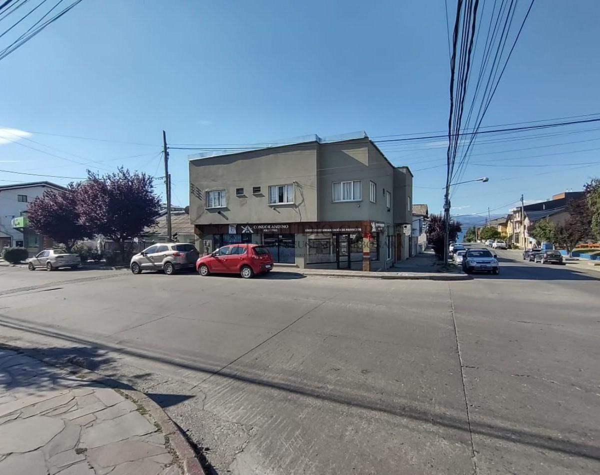Casa Centrica en Lote con Factibilidad Para Edificio Bariloche en Venta 3