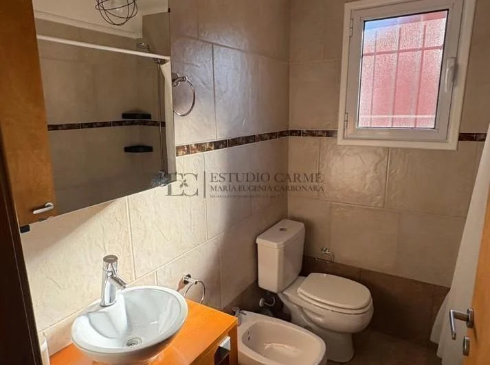 Casa Ph en alquiler permanente impecable en Barrio Las Victorias Bariloche posibilidad de alquilar a 4
